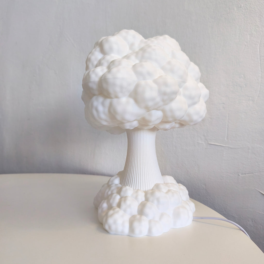 Nuclear Cloud Lamp — vy 4, Bordslampa Skenloft