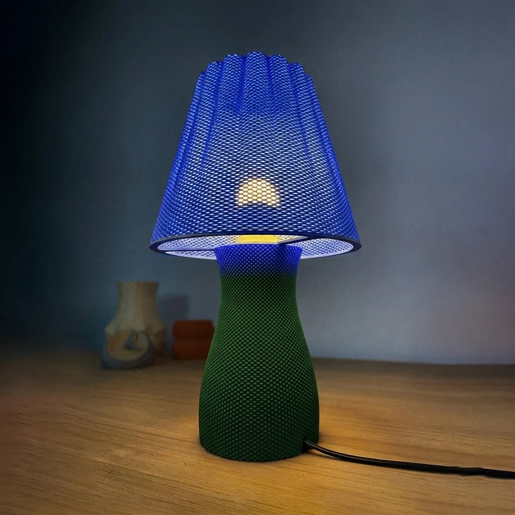 Carmen Table Lamp - Electric Blue topp, Green botten