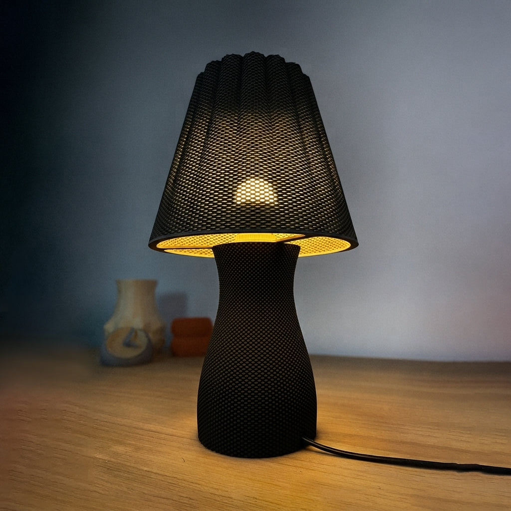 Carmen Table Lamp - Matt Svart
