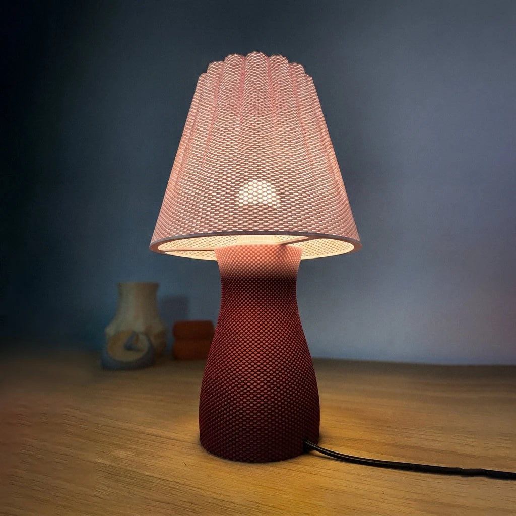 Carmen Table Lamp - Pastel Rosa topp, Mörk Röd botten
