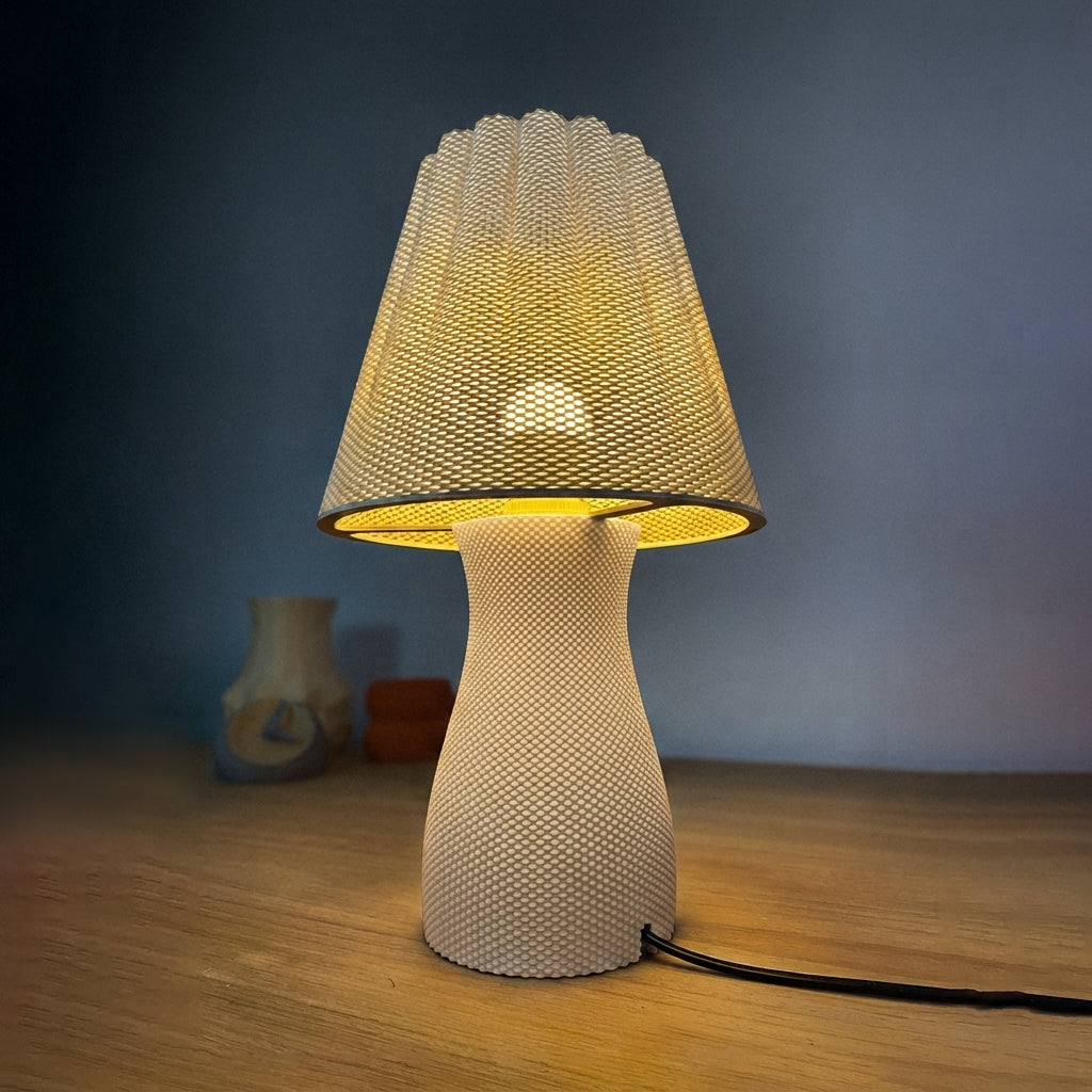Carmen Table Lamp - Vit