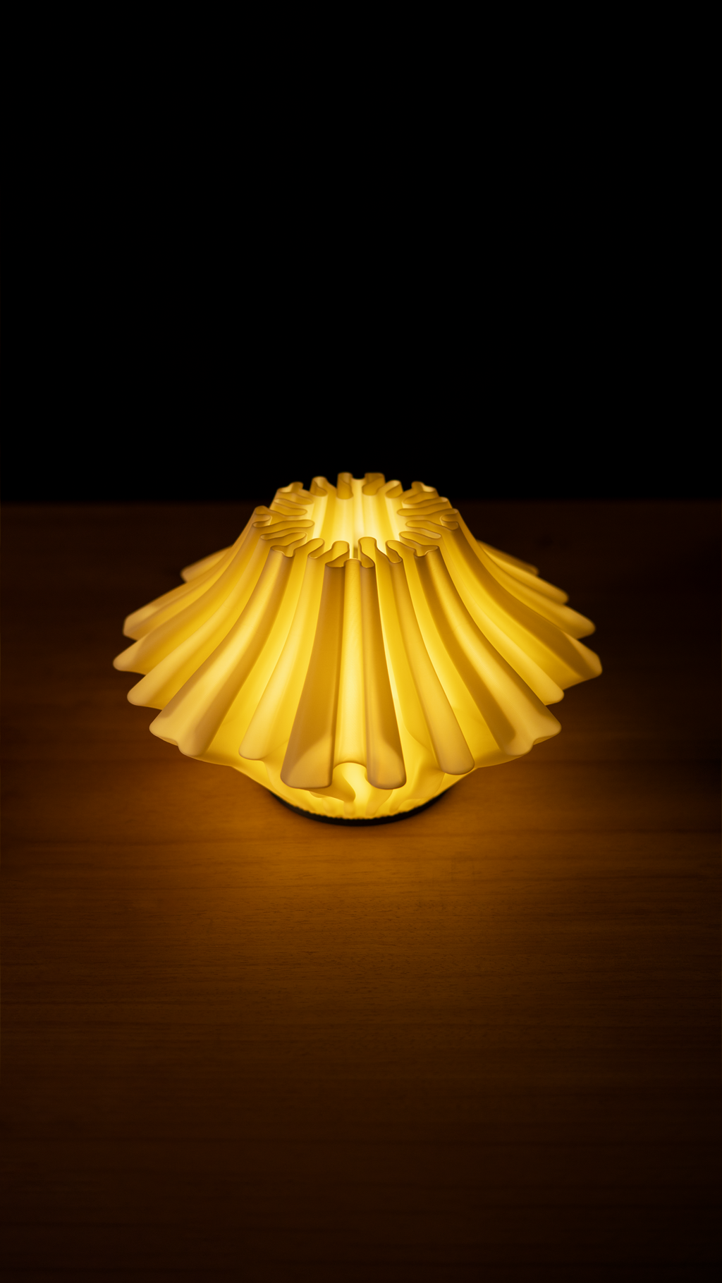 Zoan Table Lamp detalj — unik design, handgjord