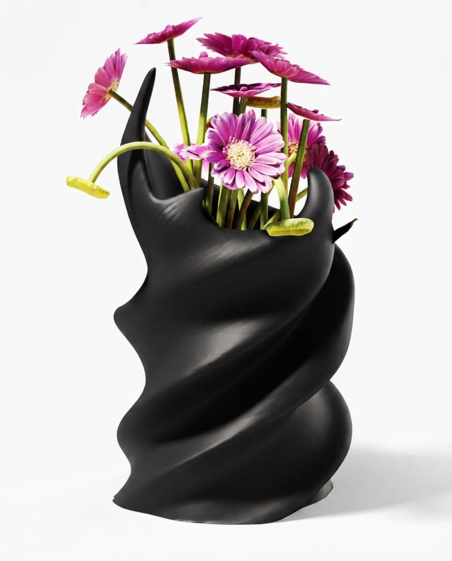 Fire Clay Vase - Matte Black